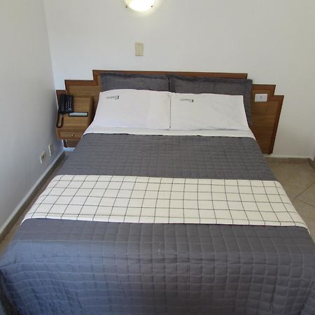 סאו פאולו Hotel Paramount- Proximo A 25 De Marco Bras Bom Retiro E Expo Center Norte "Garanta Ja Sua Reserva" מראה חיצוני תמונה