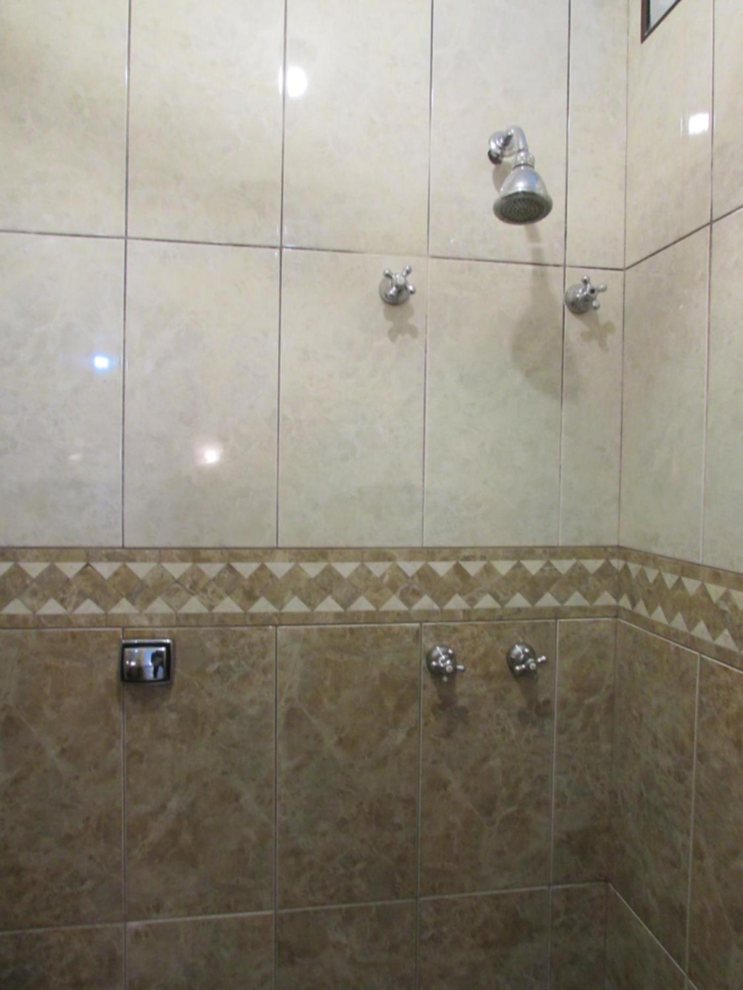 סאו פאולו Hotel Paramount- Proximo A 25 De Marco Bras Bom Retiro E Expo Center Norte "Garanta Ja Sua Reserva" מראה חיצוני תמונה